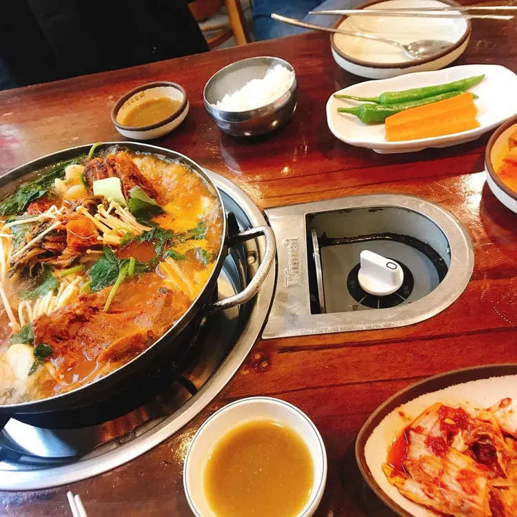 유진감자탕 대표 사진
