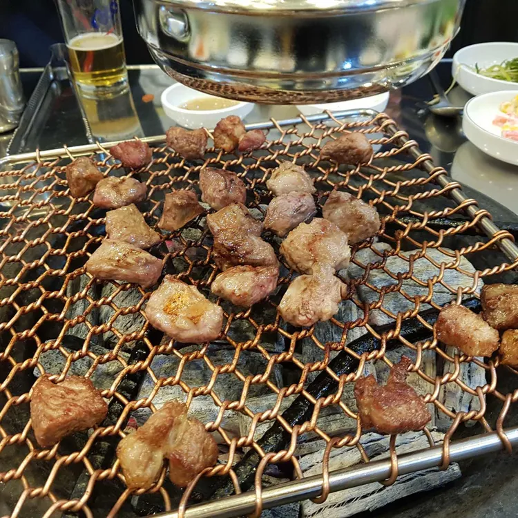 목살집 대표 사진