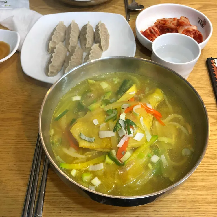 미사리밀빛초계국수 대표 사진