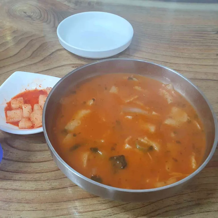 매운수제비 대표 사진