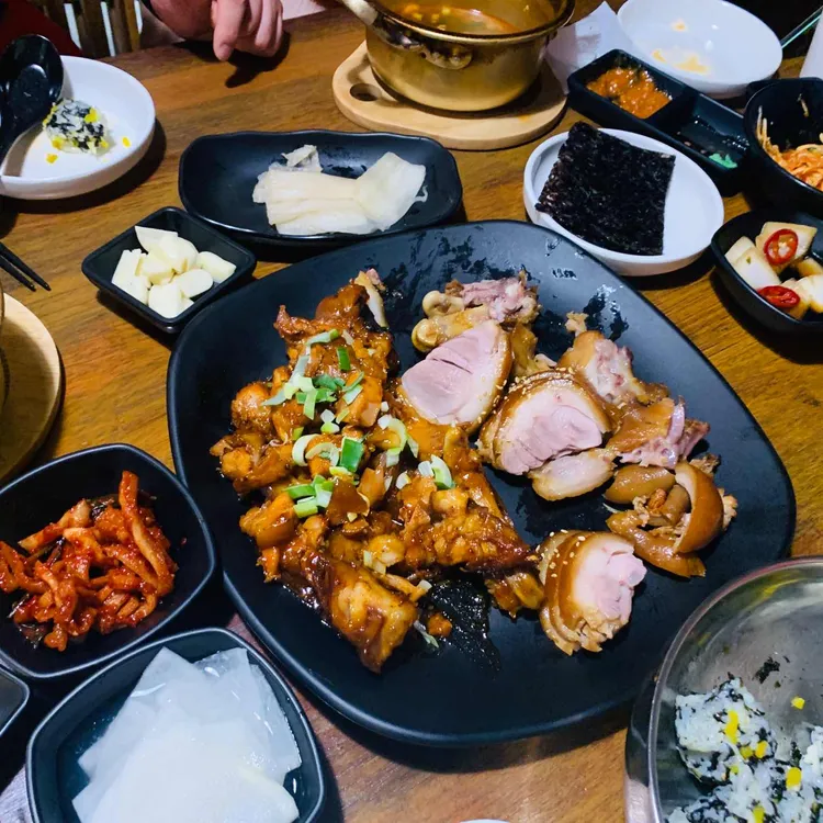시장충무순대왕족발 대표 사진