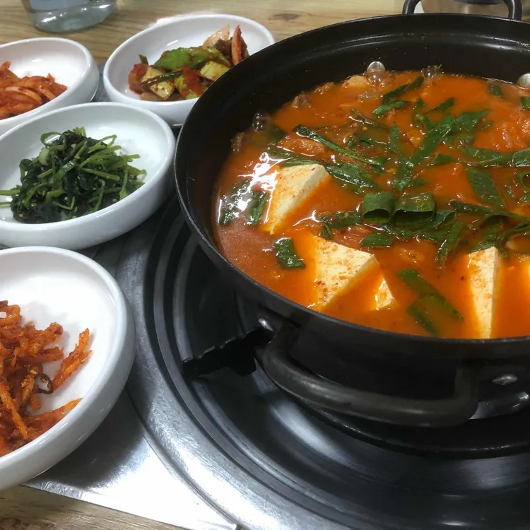 엄마손맛 착한밥집 대표 사진