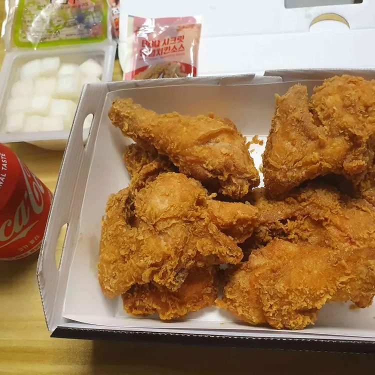 BBQ치킨 대표 사진