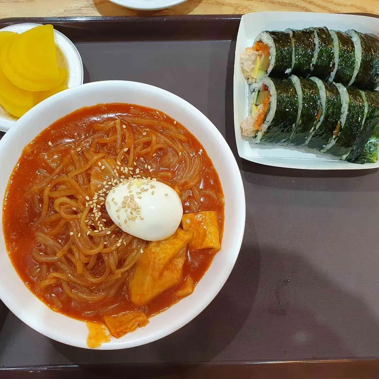 맘스김밥  대표 사진
