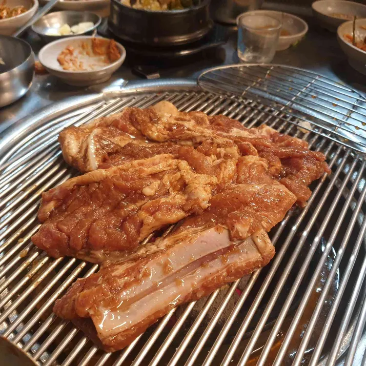 서울돼지1986 대표 사진