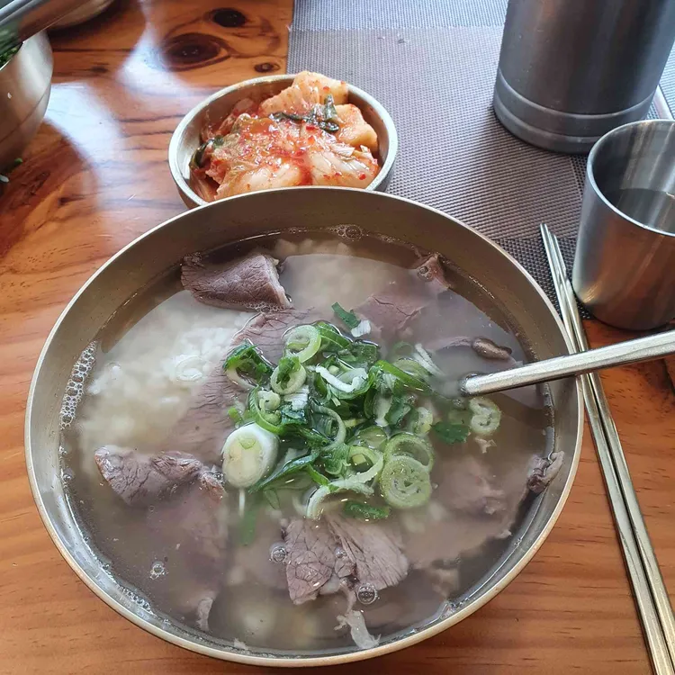 우영관 대표 사진