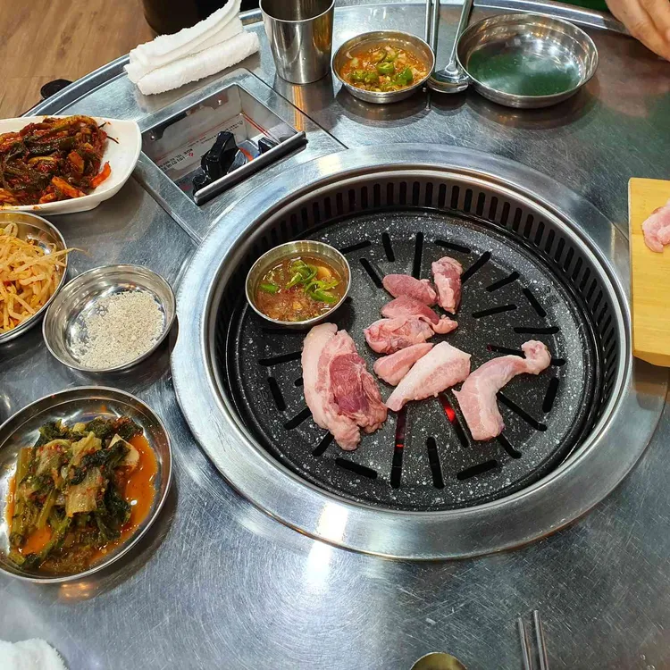 뒷고기랑 막창 대표 사진