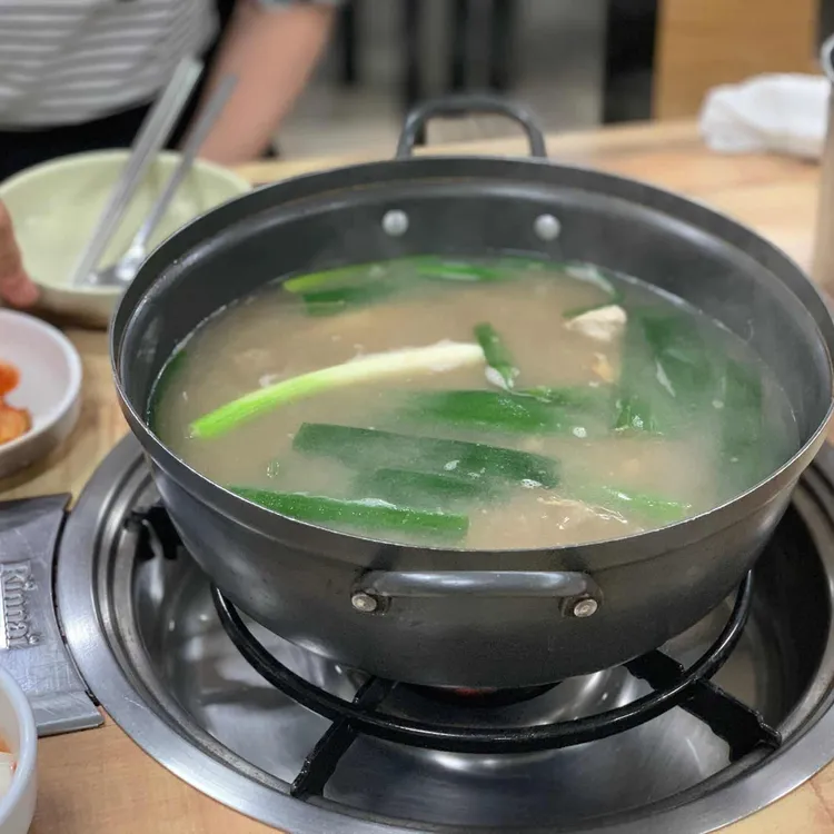 명동닭한마리 대표 사진