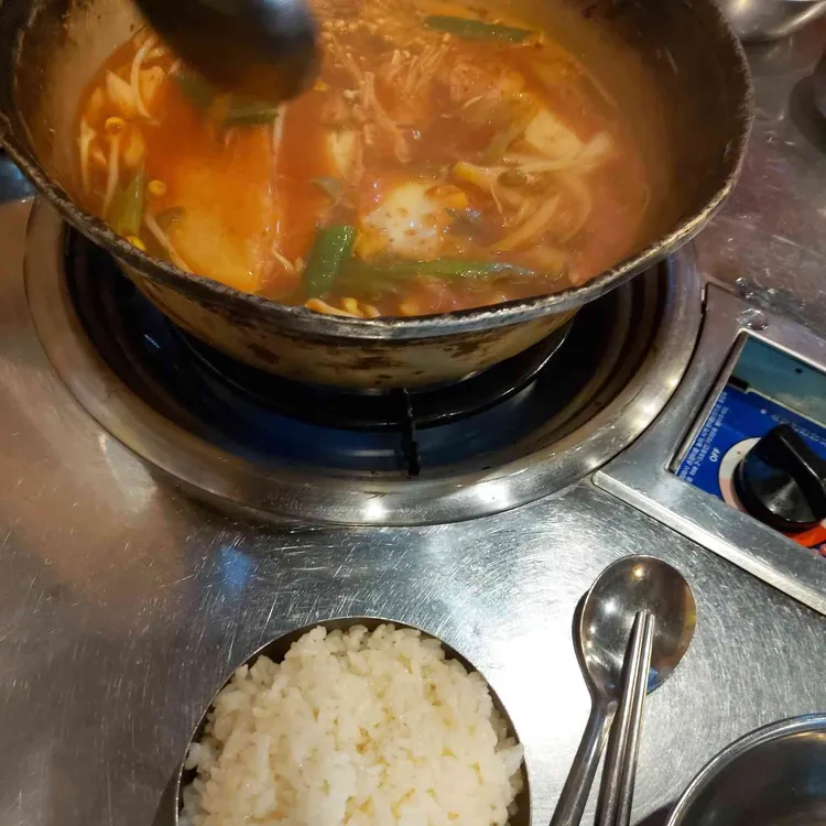 육덕찌개 대표 사진