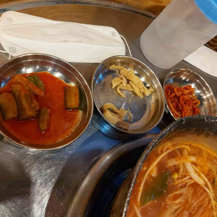 육덕찌개 대표 사진