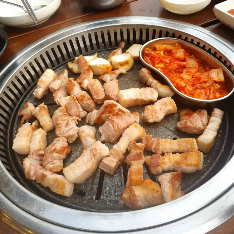 마당돌삼겹 대표 사진