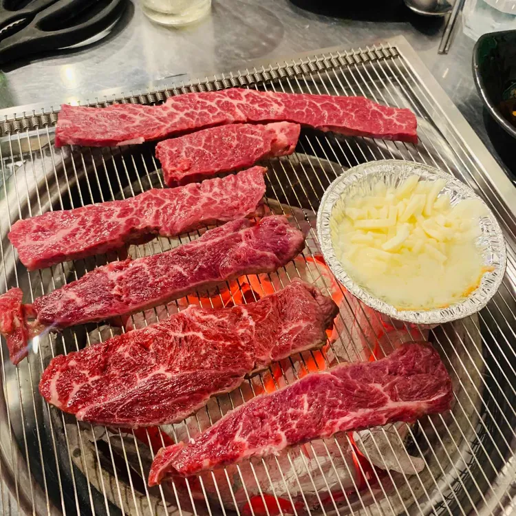 무전흑소 쌈싸먹는 김치찌개 대표 사진
