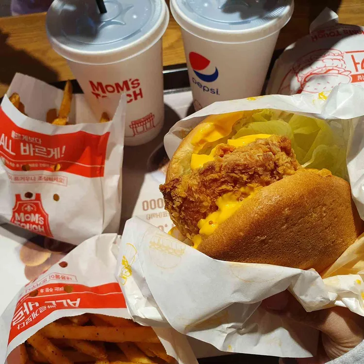 맘스터치 대표 사진