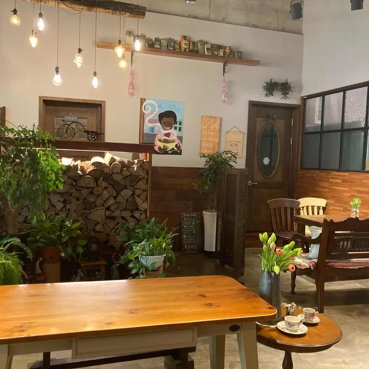 야미 하우스 대표 사진