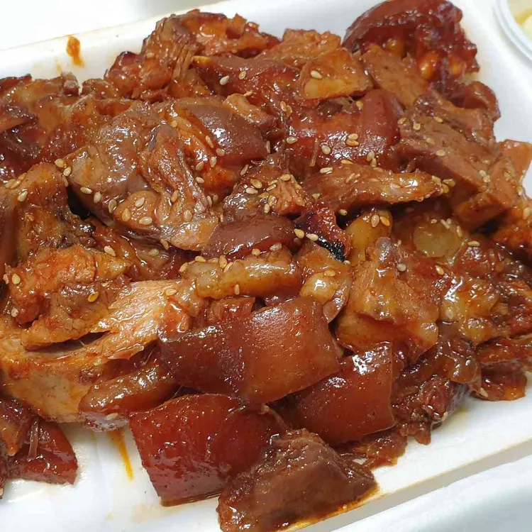 솔방울매운족발 대표 사진