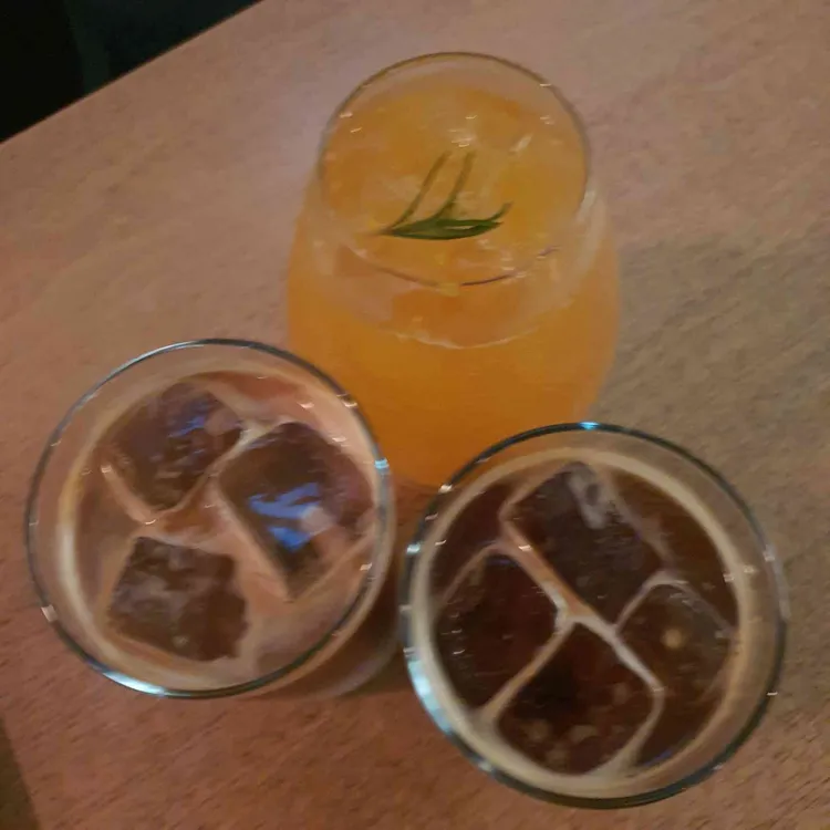 아끼 대표 사진