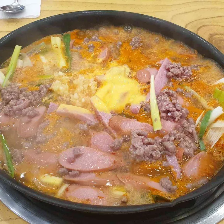 송탄나여사부대찌개 대표 사진