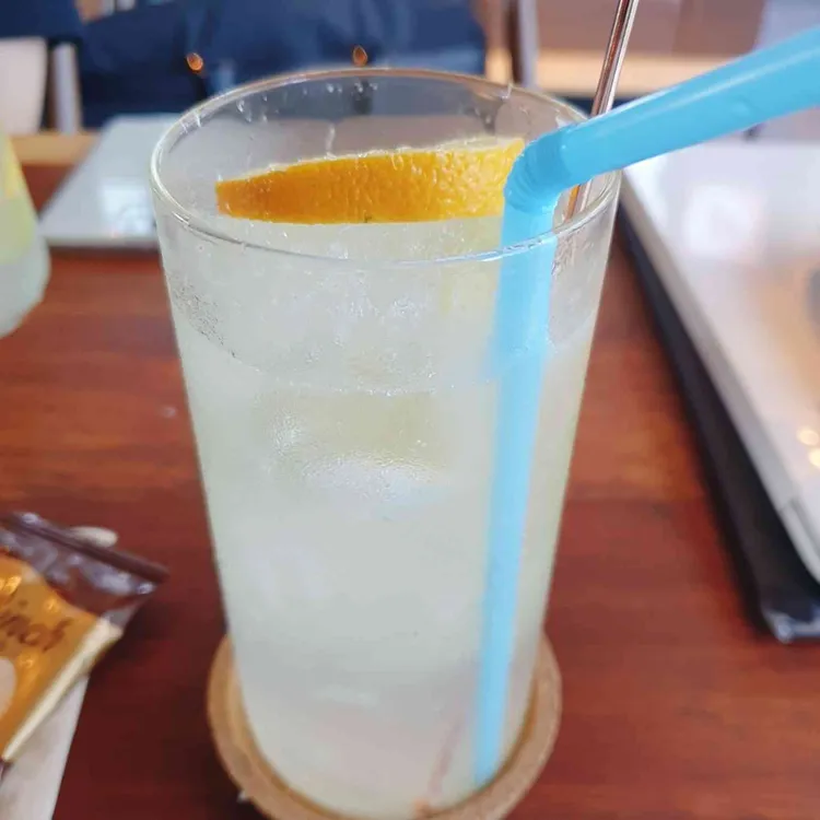 퀸즈커피 대표 사진