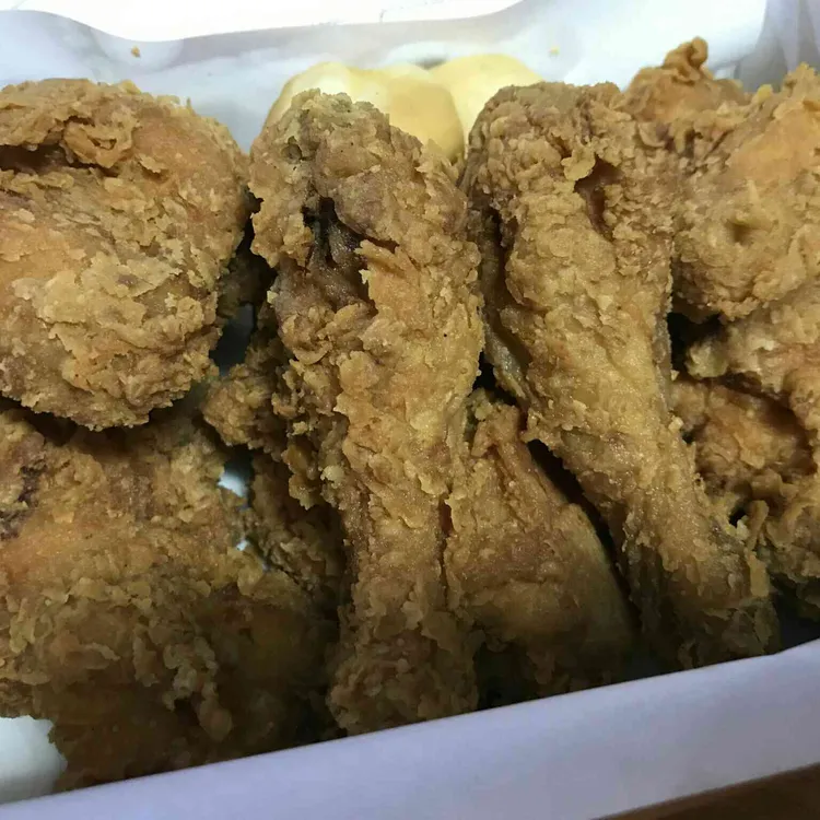 BBQ치킨  대표 사진