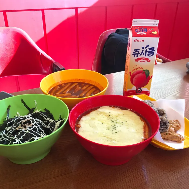 더빨간떡볶이김밥 대표 사진