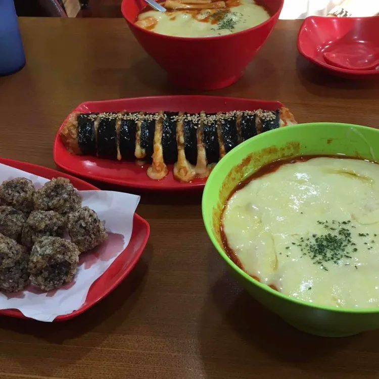 더빨간떡볶이김밥 대표 사진