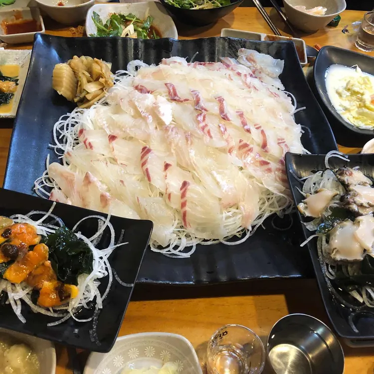 갯바위횟집 대표 사진