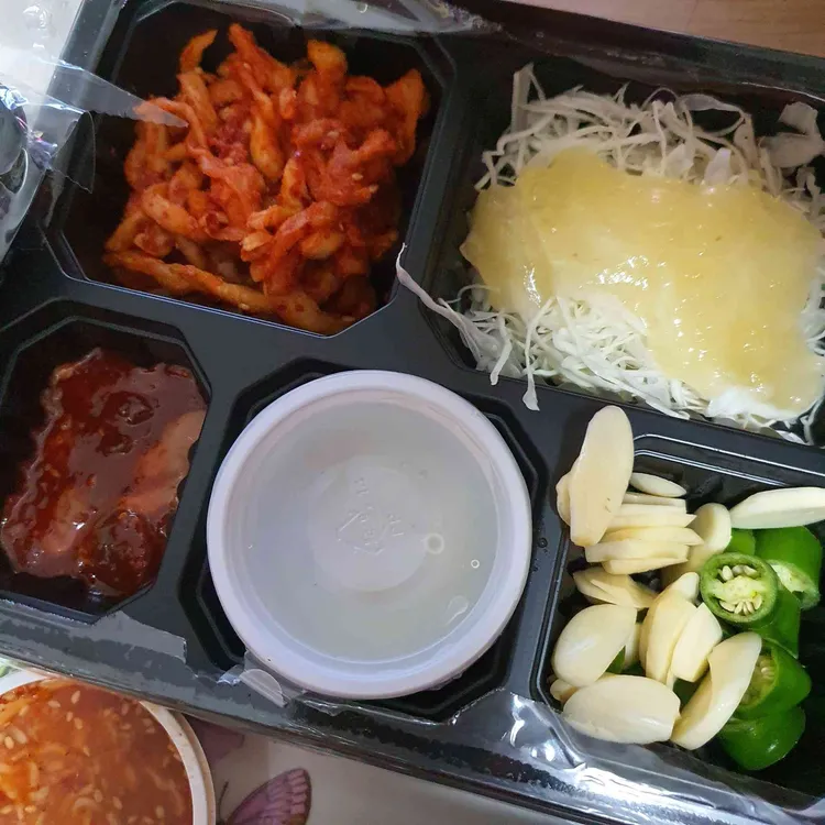청년족발 대표 사진