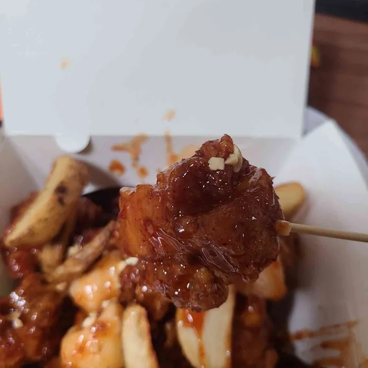 천하일미강정치킨 대표 사진
