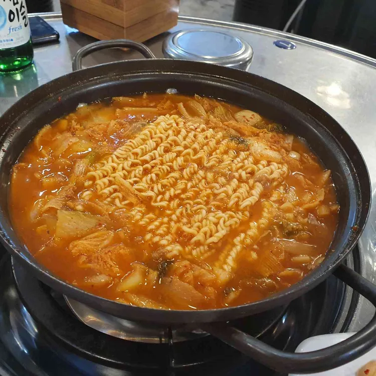 통돼지생삼겹살 대표 사진