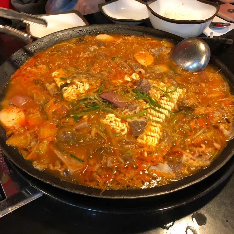 신의주부대찌개  대표 사진