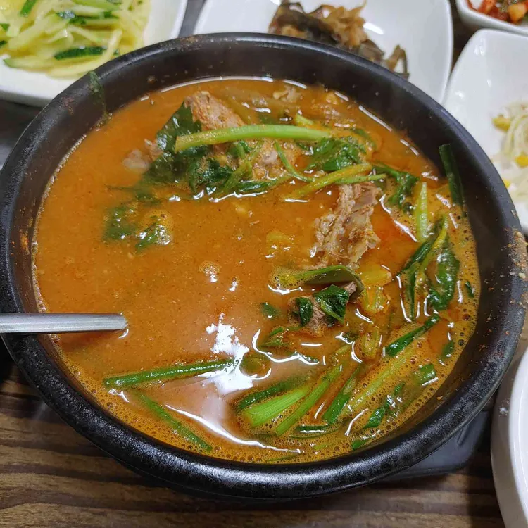초록에 녹차유황오리 대표 사진