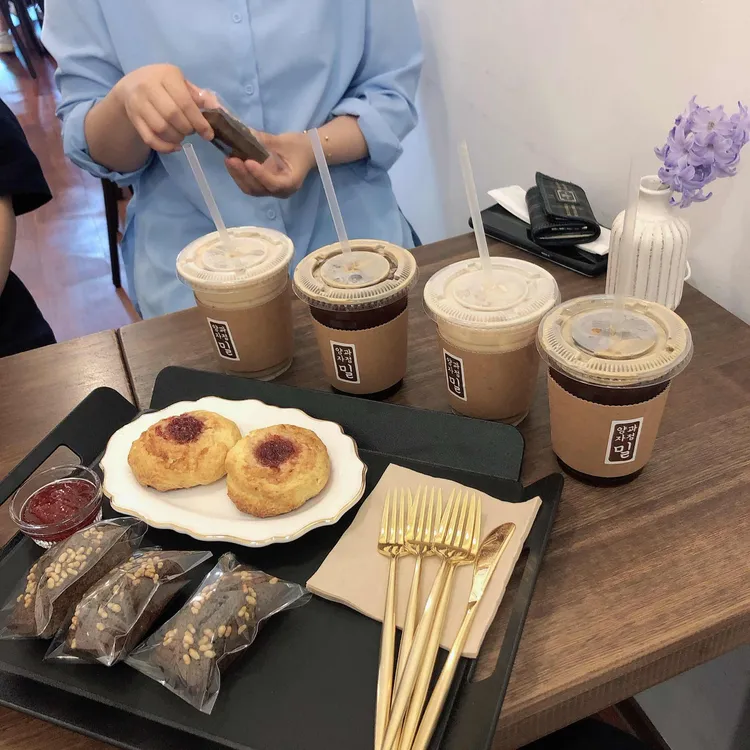 밀카페 대표 사진