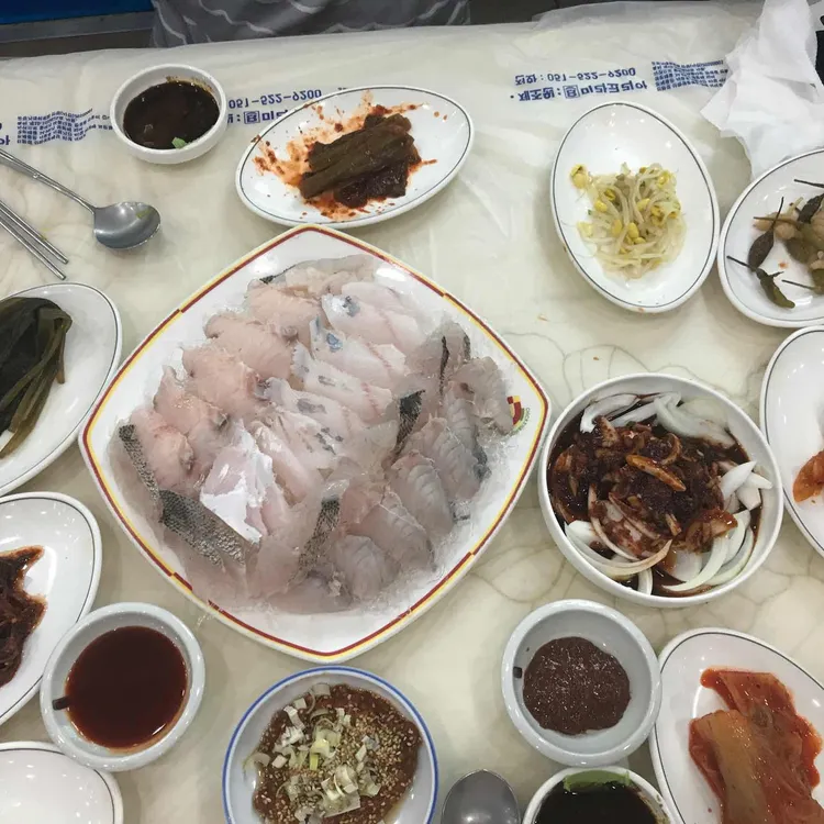민들레선어횟집 대표 사진