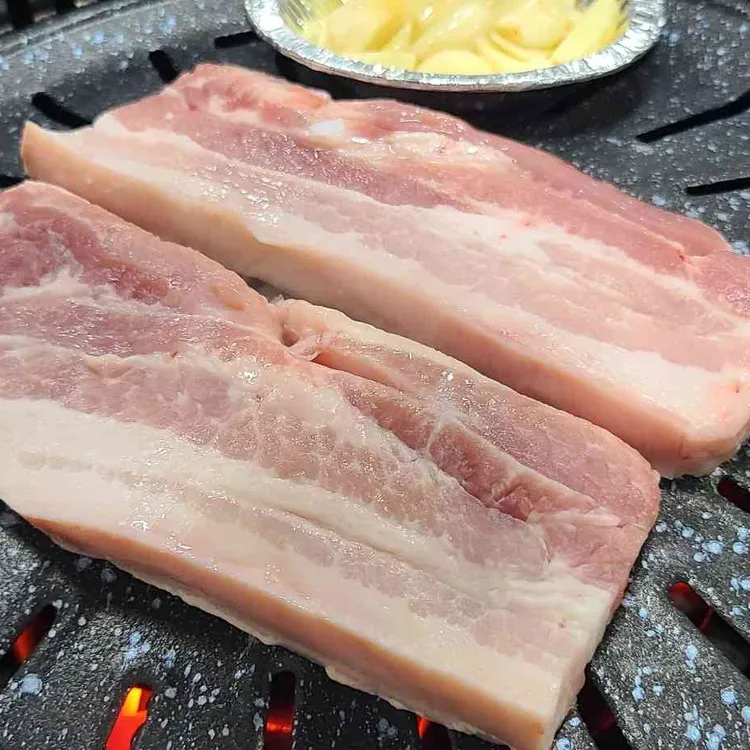 한우사랑정육식당 대표 사진