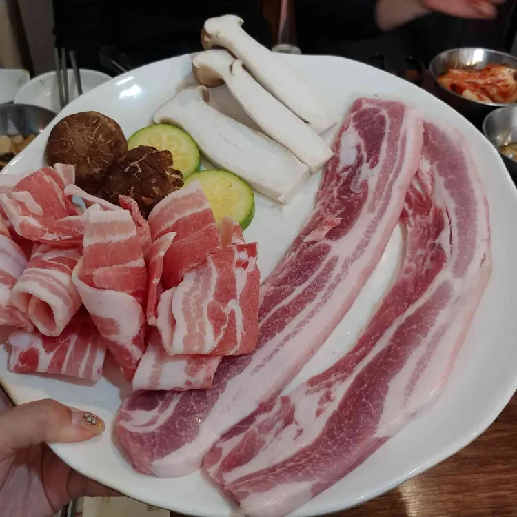 도끼네 대표 사진