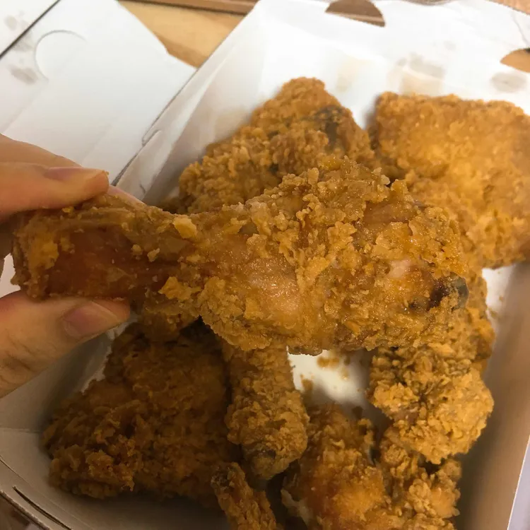 BBQ치킨 대표 사진