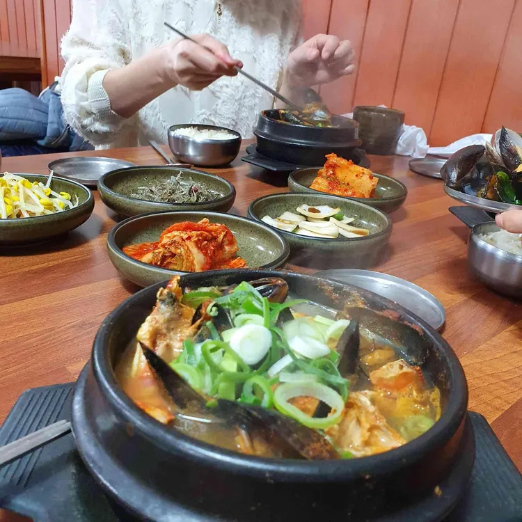 좀녀마을뚝배기 대표 사진