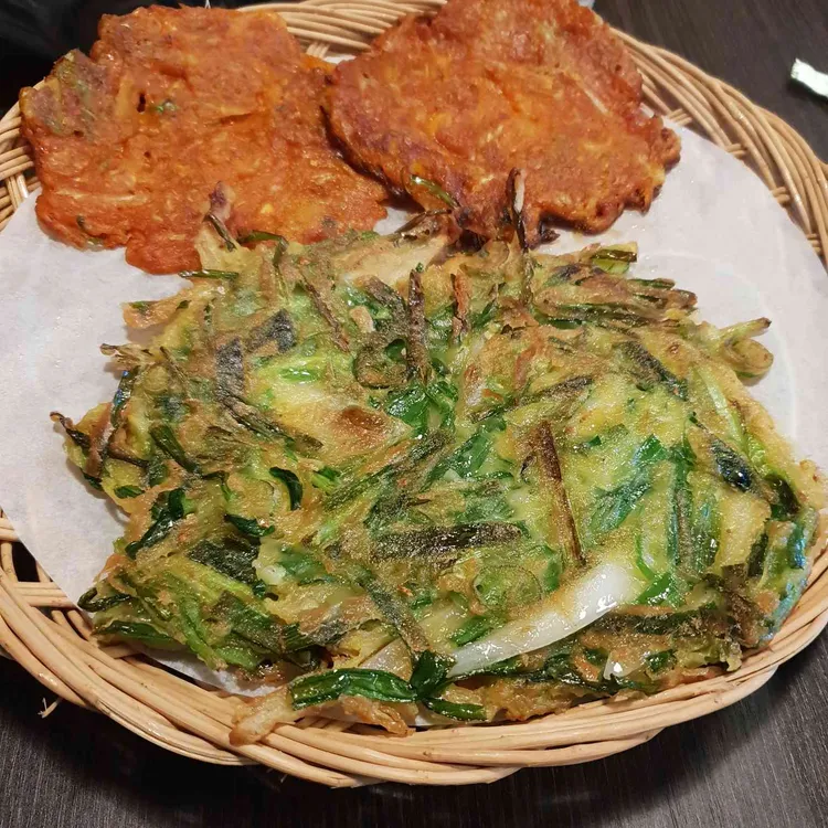 레몬치킨앤전주할매집 대표 사진
