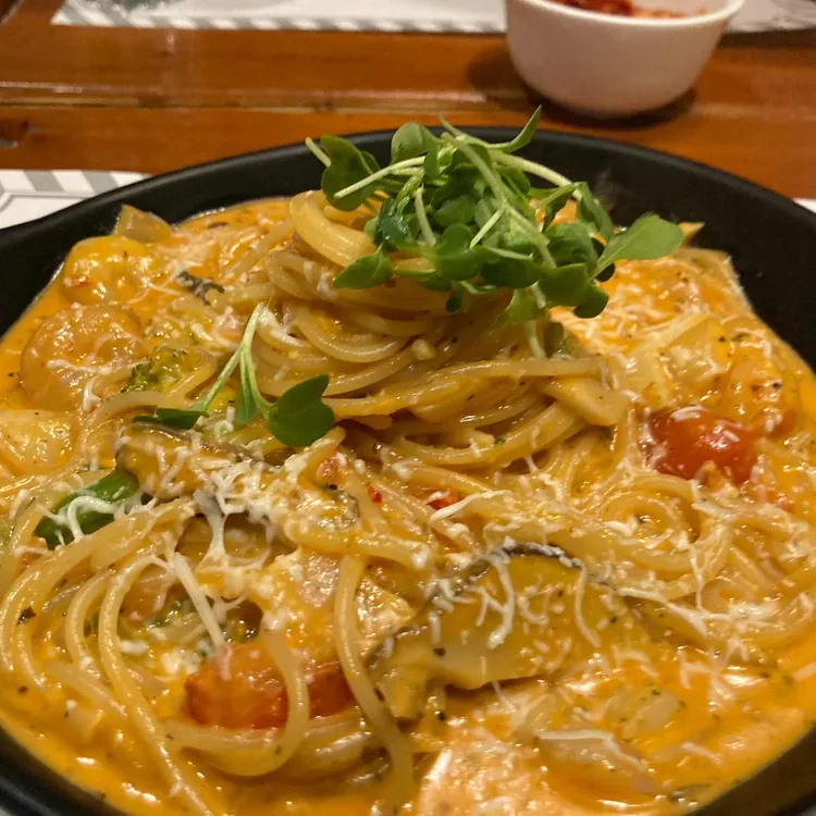 풀하우스 대표 사진