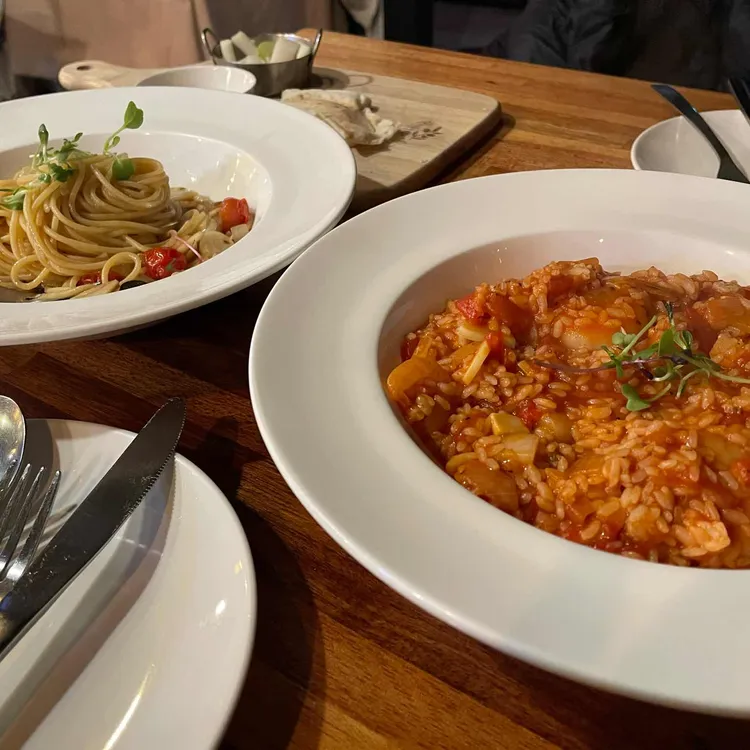 포넬로450 대표 사진