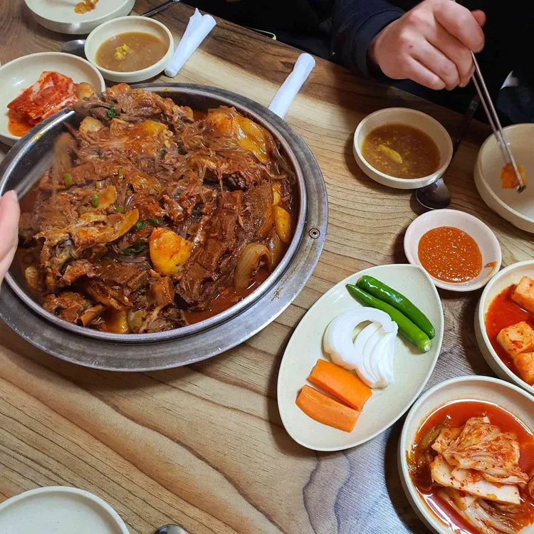 밀리네감자탕 대표 사진