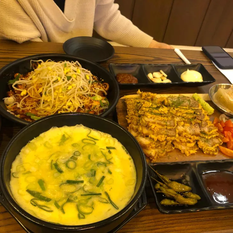 솔방울 쭈꾸미수육튀김 대표 사진