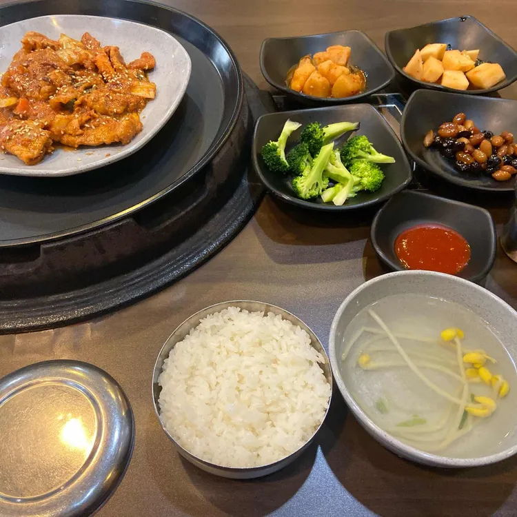 육촌식당 대표 사진