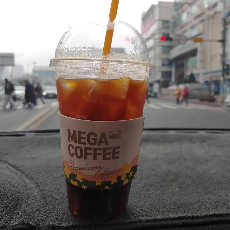 메가커피 대표 사진