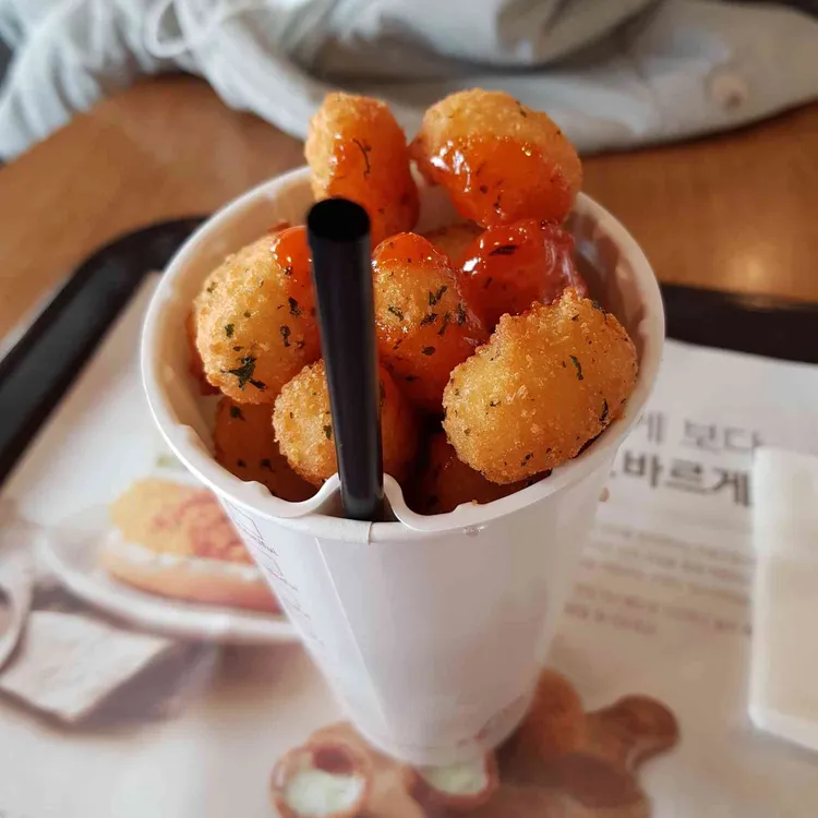 맘스터치 대표 사진