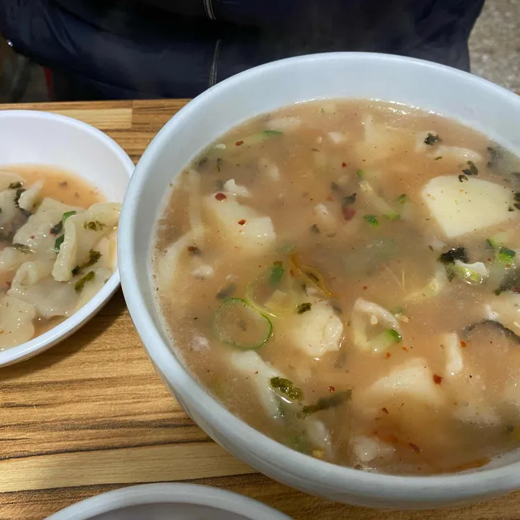 엄지손칼국수 대표 사진
