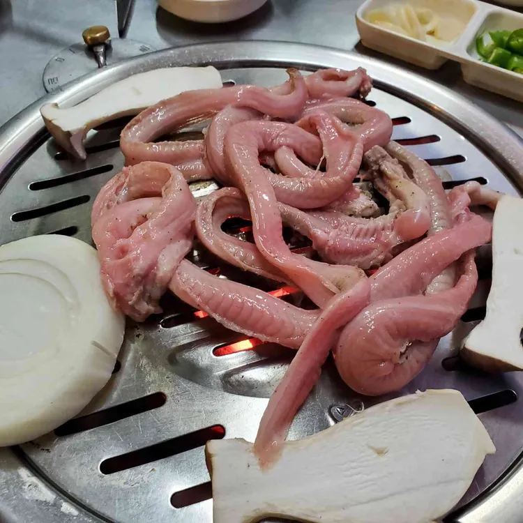 왓다숯불꼼장어구이 대표 사진