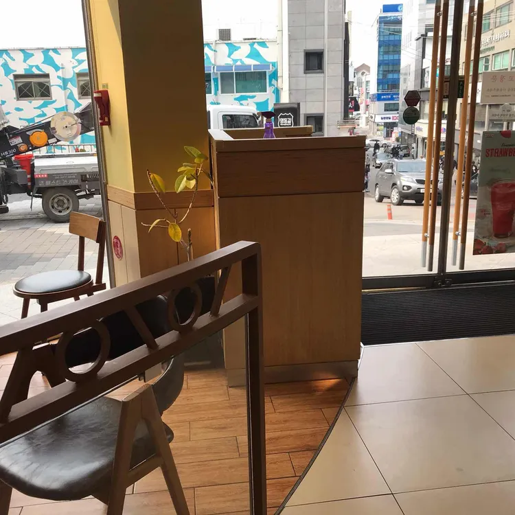 크리스피크림도넛 대표 사진