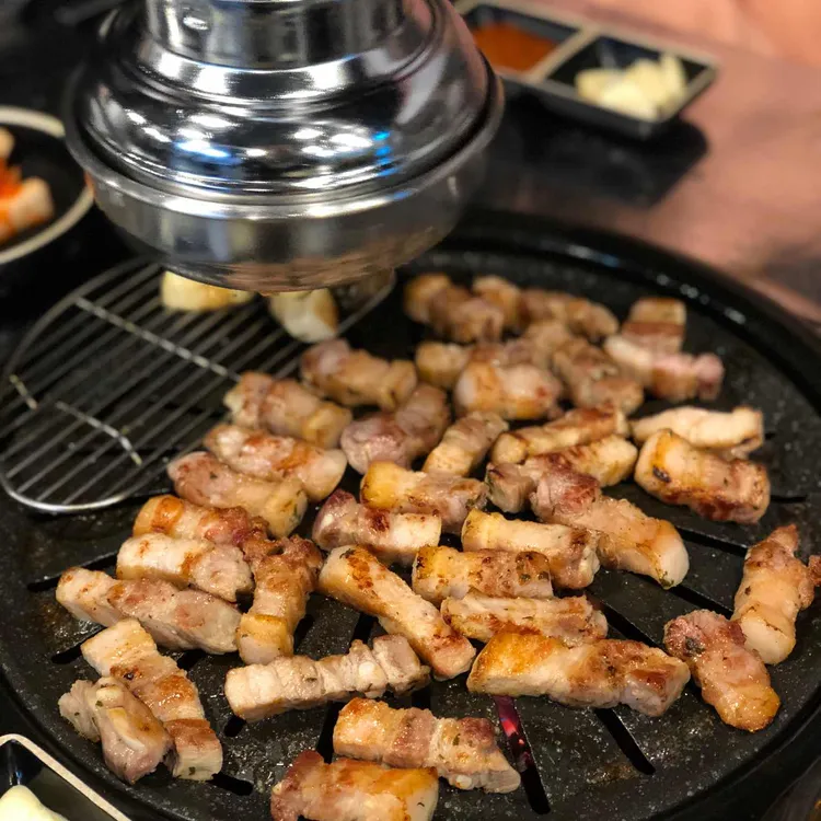 돈나맛있네 대표 사진