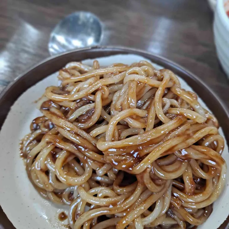 오시엔 대표 사진